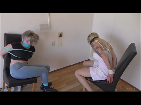 ❤️ Пристрастен / с вързани ръце и уста / девойка в беда ❤️ Порн видео в bg.pornohammer.ru ️